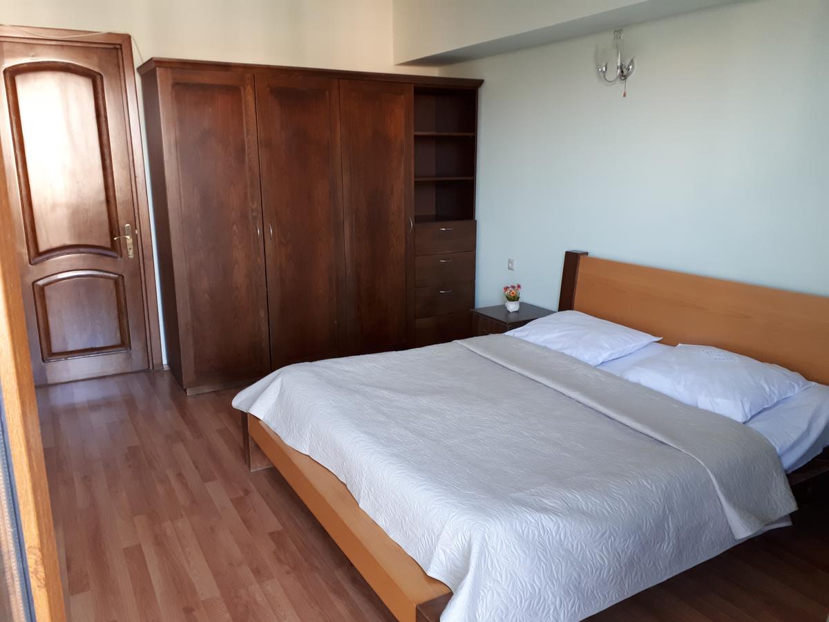 Apartment Archil Batumi Luaran gambar